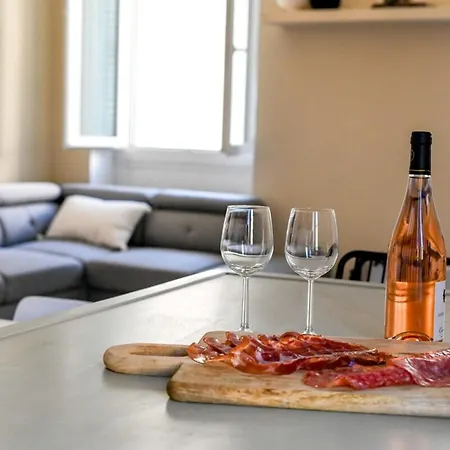 Alba - Glimpse Of The Sea Sea Nearby